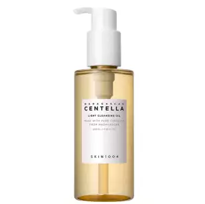 Фото Гідрофільна олія з центелою азіатської SKIN1004 Madagascar Centella Light Cleansing Oil 200 ml