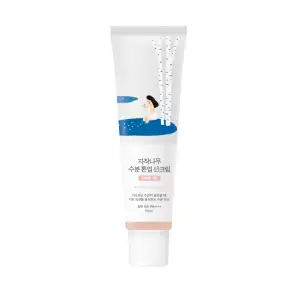 Фото Тонувальний сонцезахисний крем з березовим соком ROUND LAB Birch Juice Moisturizing Tone Up Sunscreen 50 ml