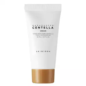 Фото Зволожуючий крем з азіатською центеллою SKIN1004 Madagascar Centella Cream 30 ml